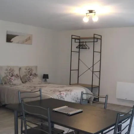 Proche Sortie Autoroute Apartamento *