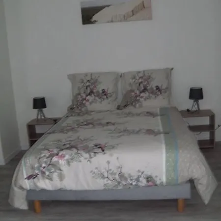 Proche Sortie Autoroute * Noaillac